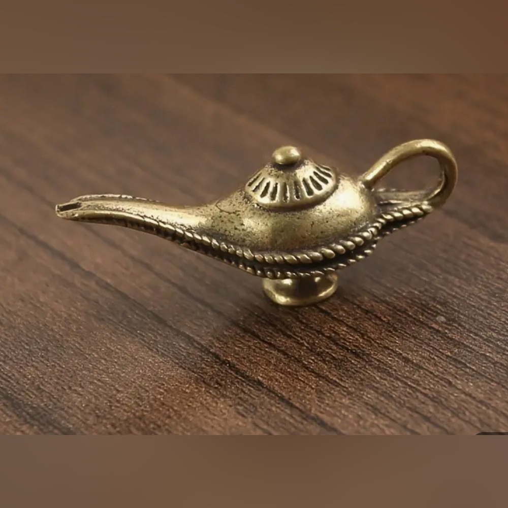 Retro Brass Genie Lamp